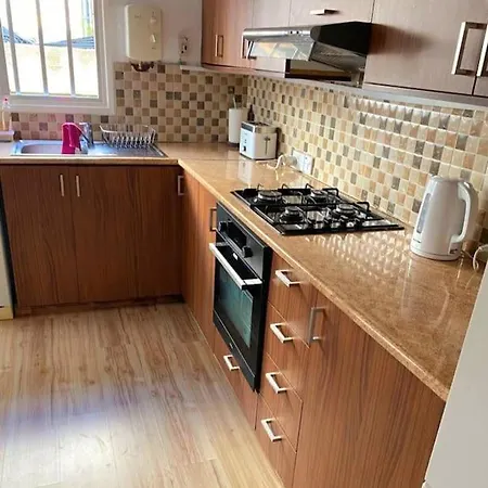 Daire Large Modern Flat